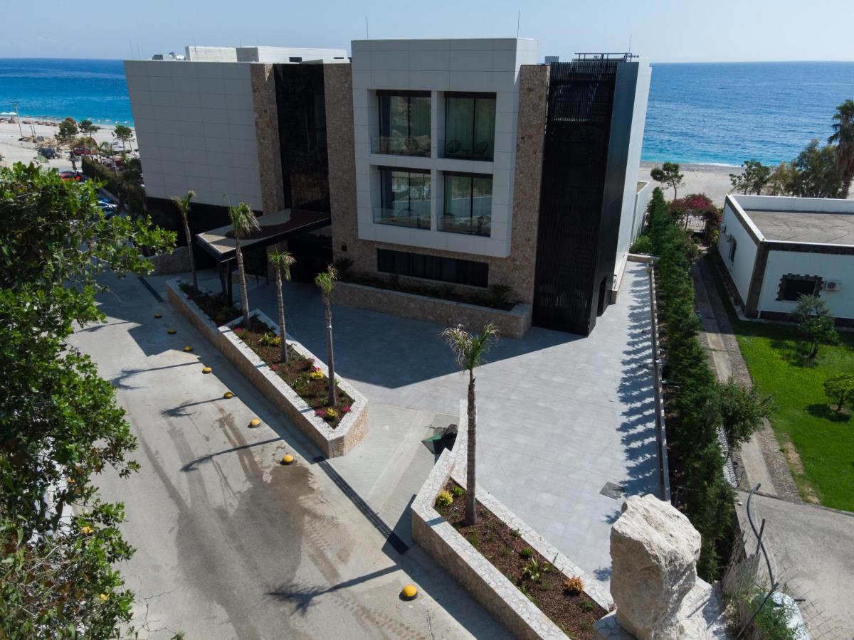 Nassau Hotel Dhërmi Extérieur photo